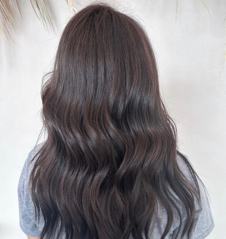 Color retouch 6 weeks or less