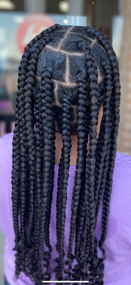 Jumbo Knotless Braids Mid Back