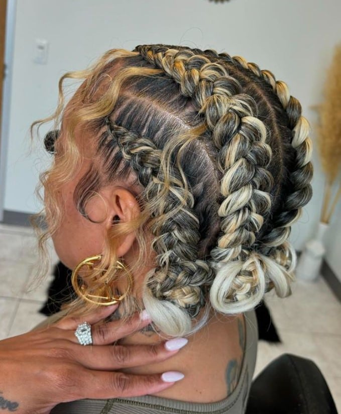 4 BUTTERFLY BRAIDS