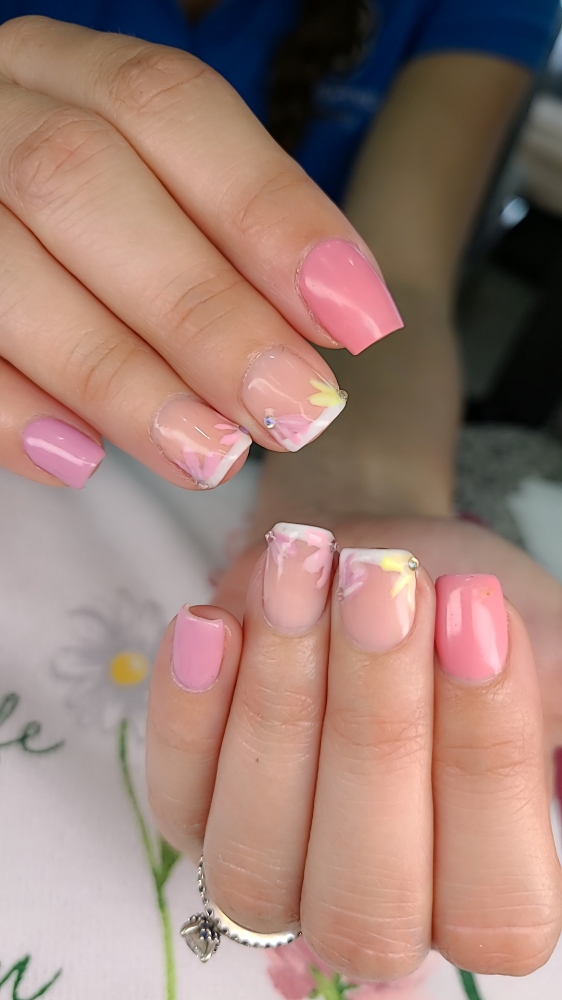 Gel manicure & Gel pedicure