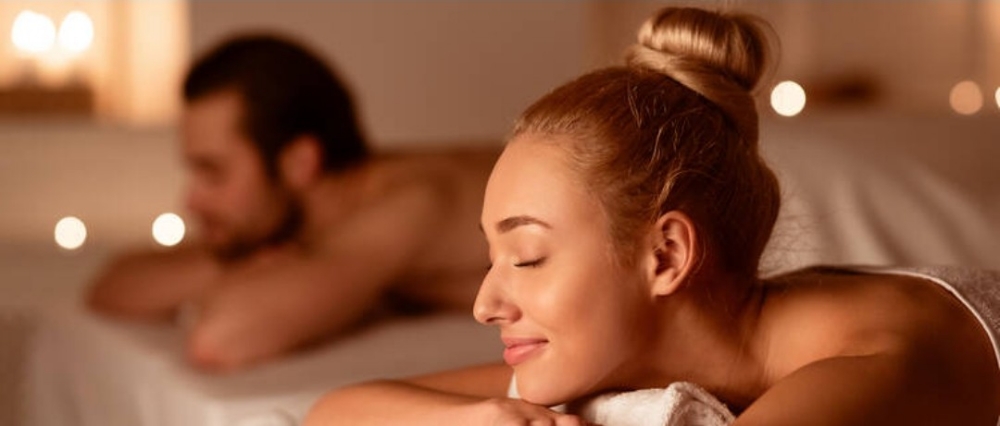 90 Minute Couples Massage