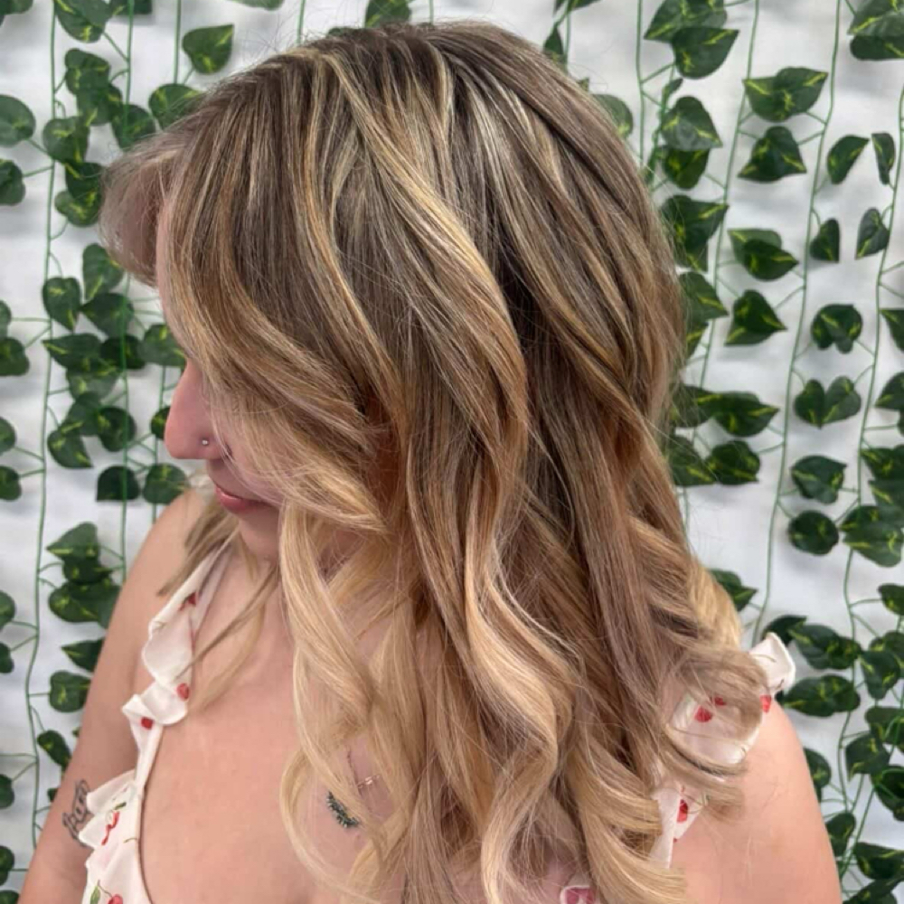 Highlight at Beauty By Jenna in Bellevue, NE