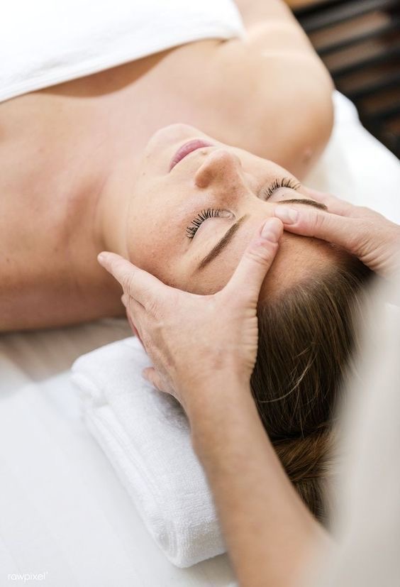 Face Cleansing & Massage