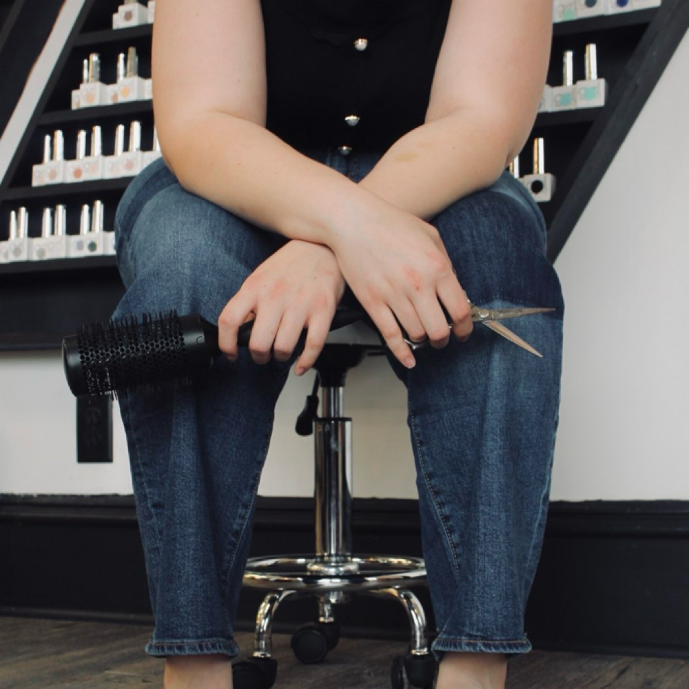 Hair Cut at Modern Looks & Wellness Spa in Lincoln, IL