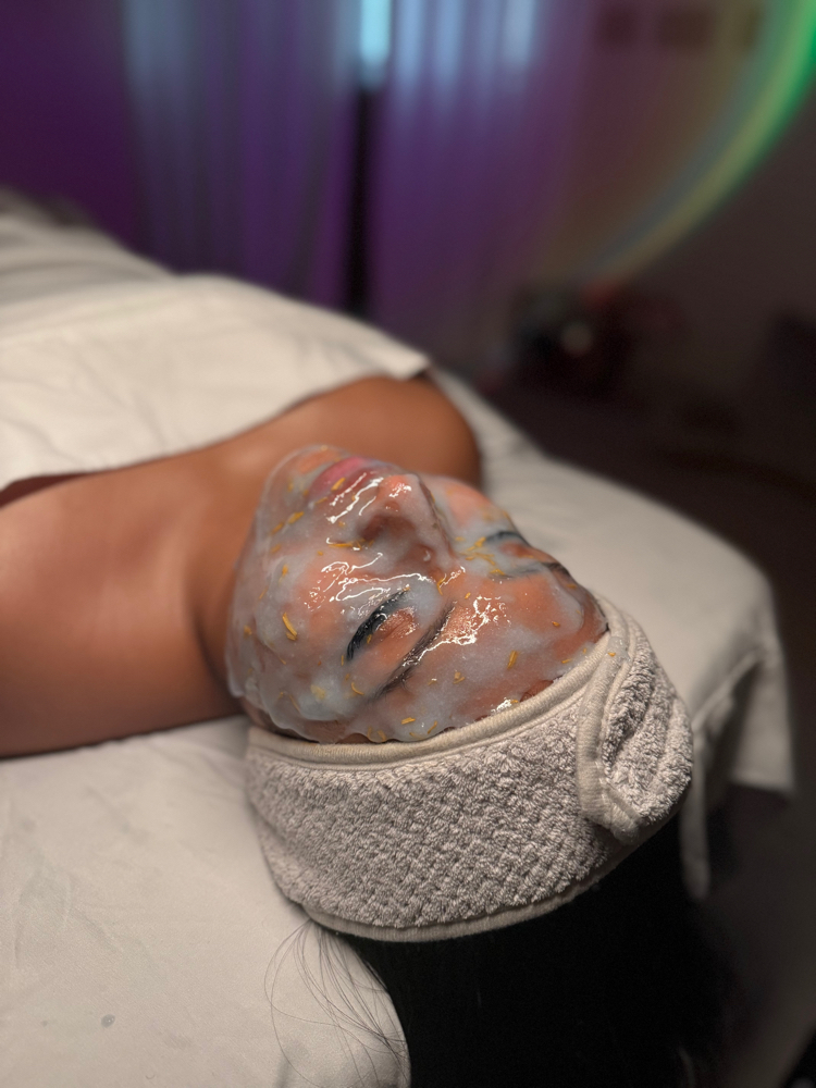 The Signature Serene Facial