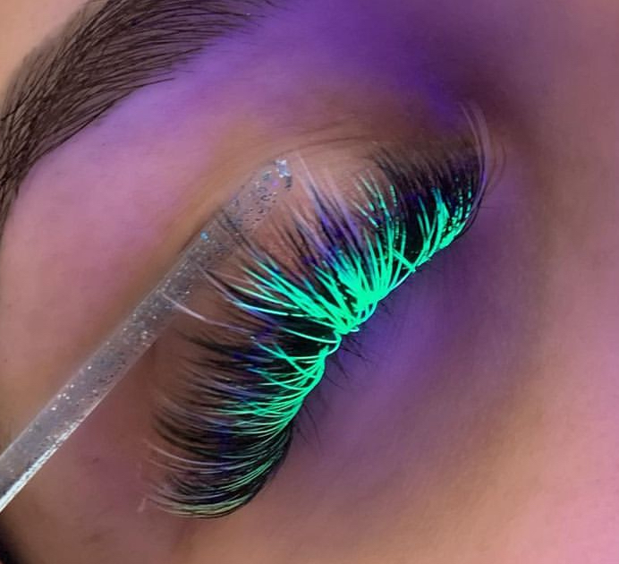 GLOW LASHES (pestañas fosforescent)