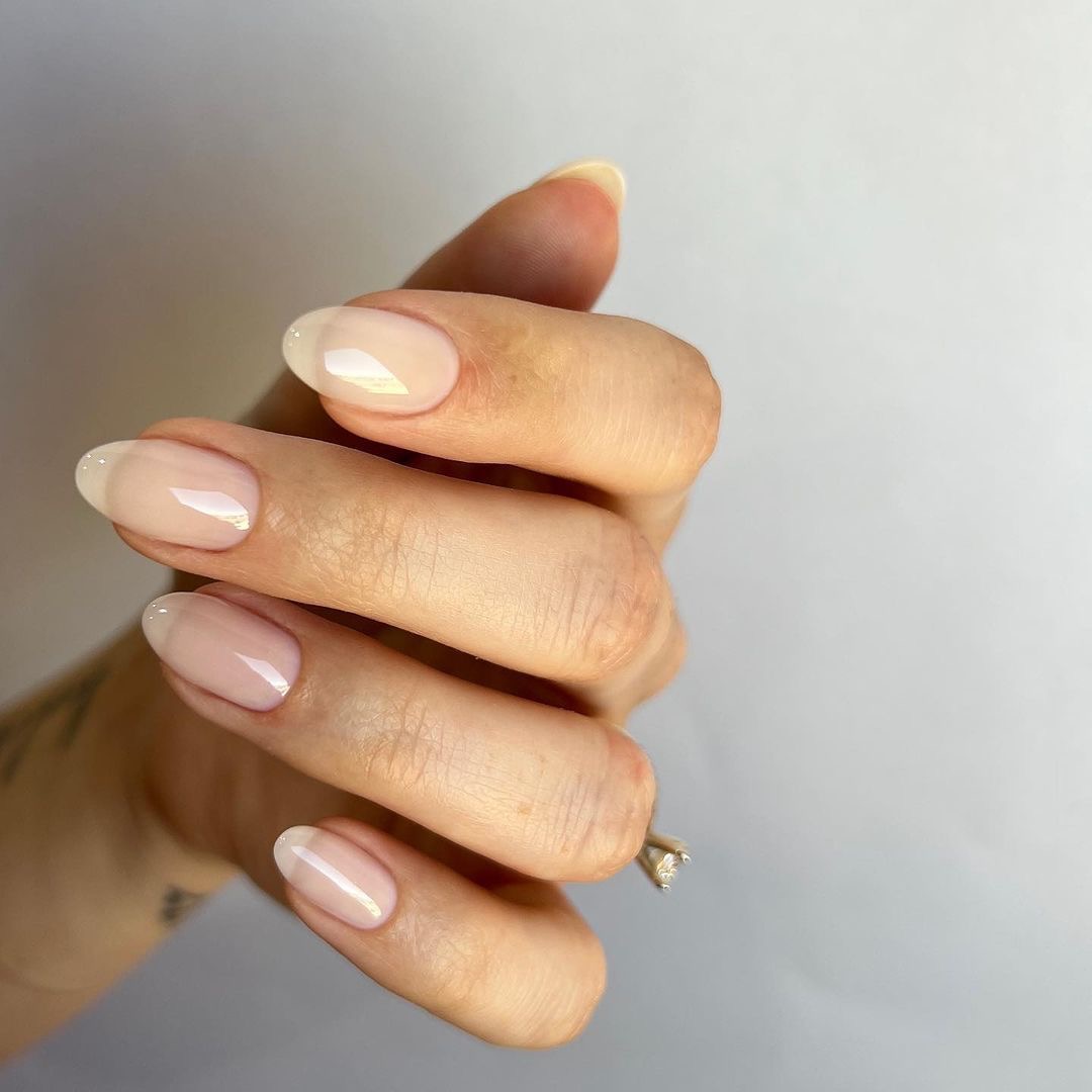Deluxe Manicure