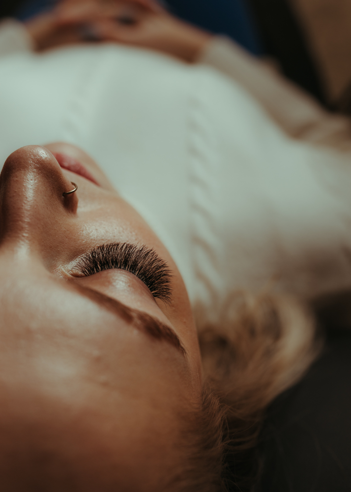 Lash Removal