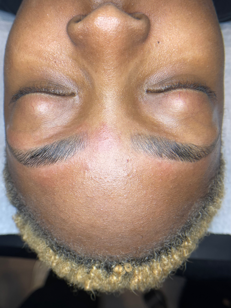 Brow Lamination & Tint