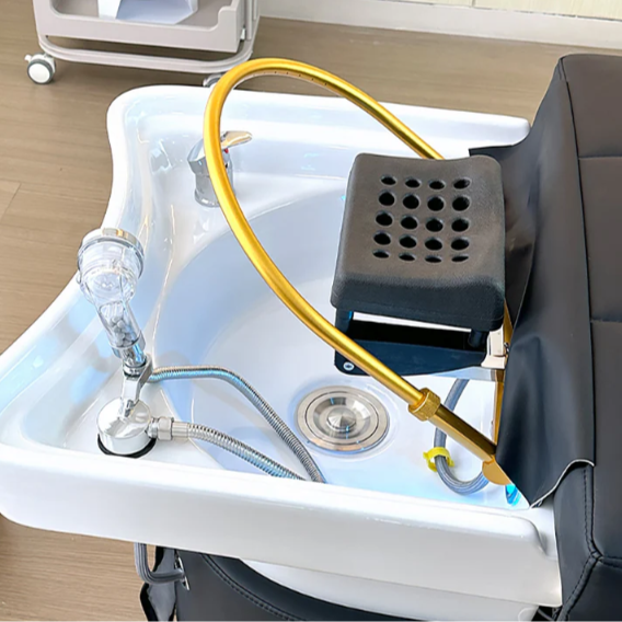 Awaken Scalp Detox at Loonlight Wax Spa in Chanhassen, MN