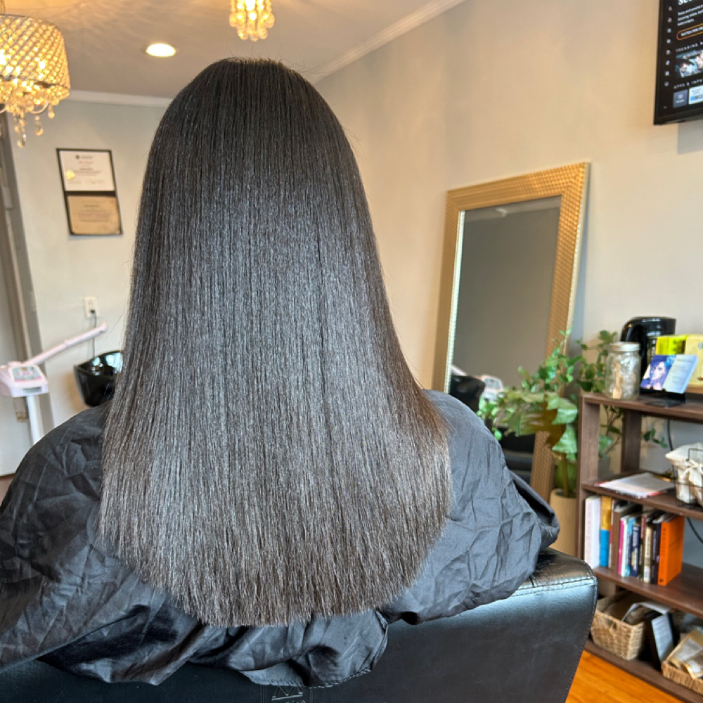 Deluxe Silk Press at Naya’s Chair | Holistic Hair Care in Washington, DC