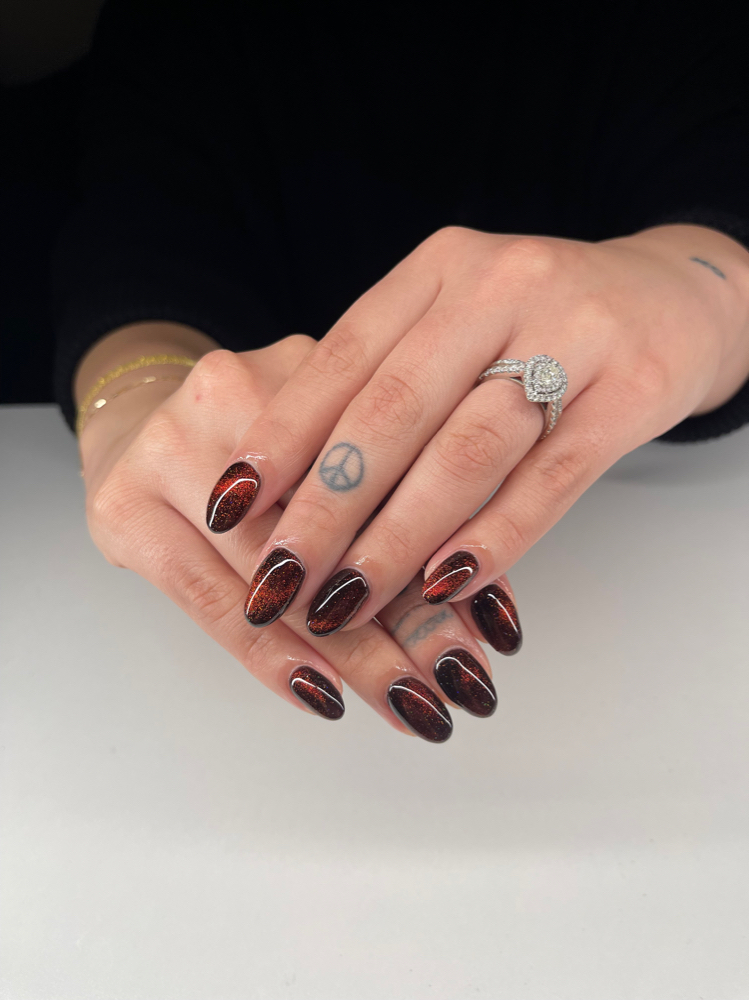 Cateye/velvet Polish
