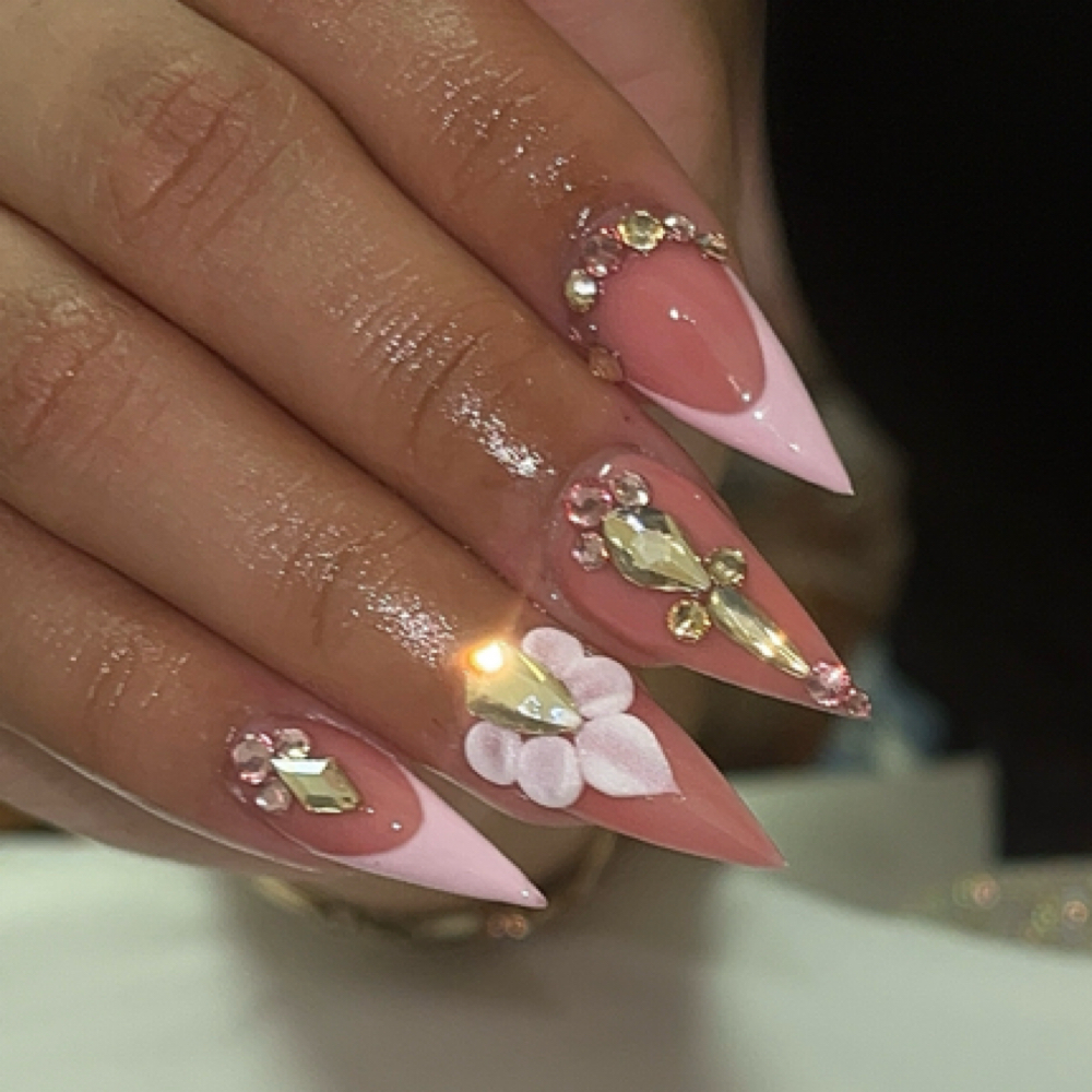 MEDIUM SET (3-4) at Nails.by_ayleen in Joliet, IL