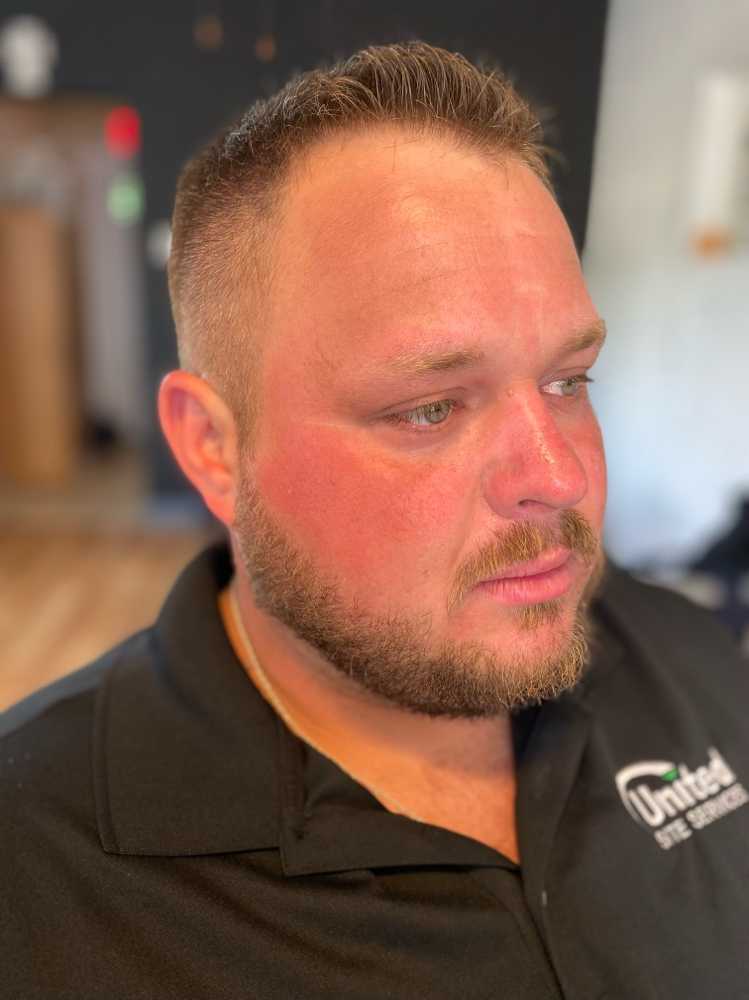 Men’s beard trim at Pretty Parlor By Lyric in Humble, TX