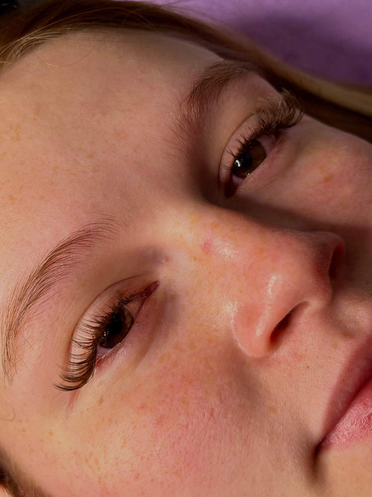 Brown Lashes