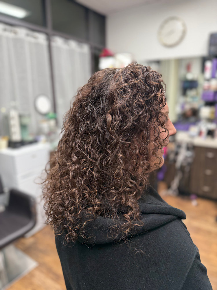 Ouidad Root Touch Up + Curly Cut