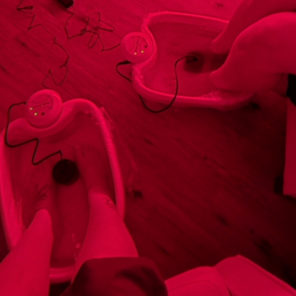 Ionic Detox Foot Bath at Skin Bar Buffalo in West Seneca, NY