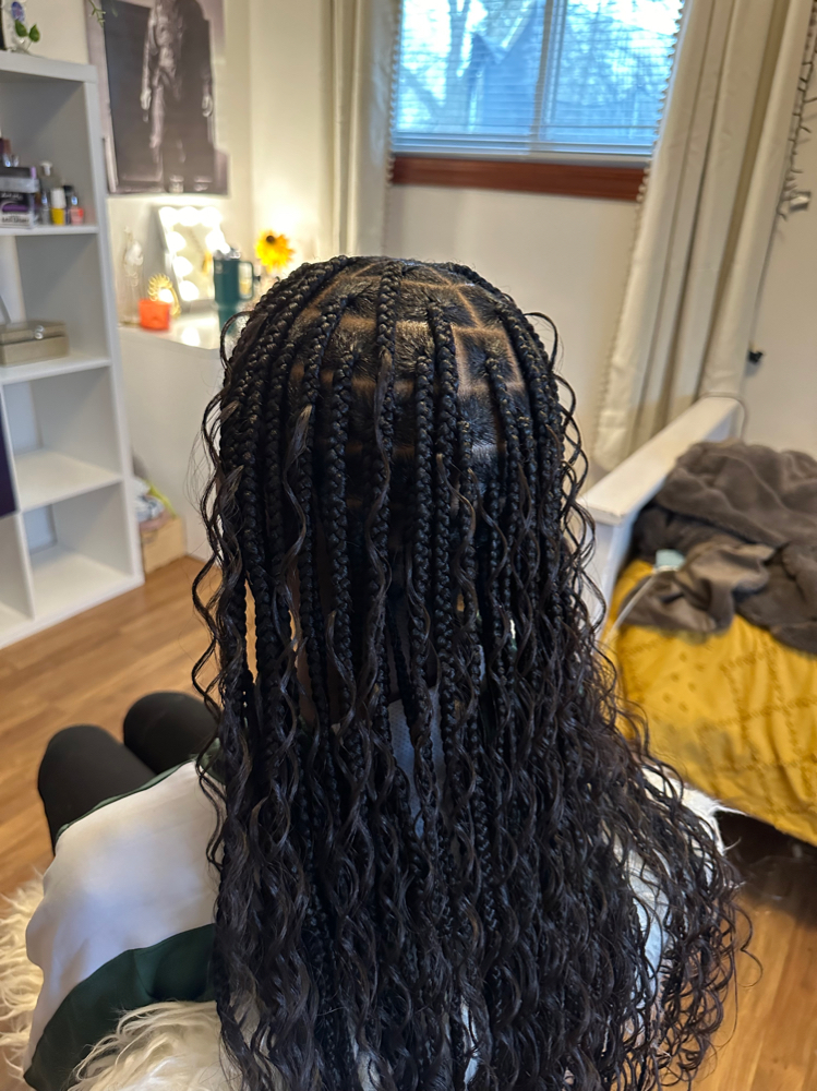 Medium Boho Knotless