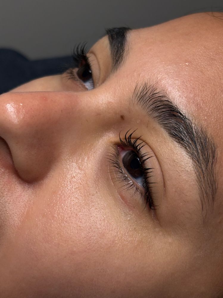 lash lift & tint ✰