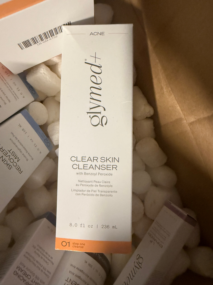 Clear skin cleanser (Retail)