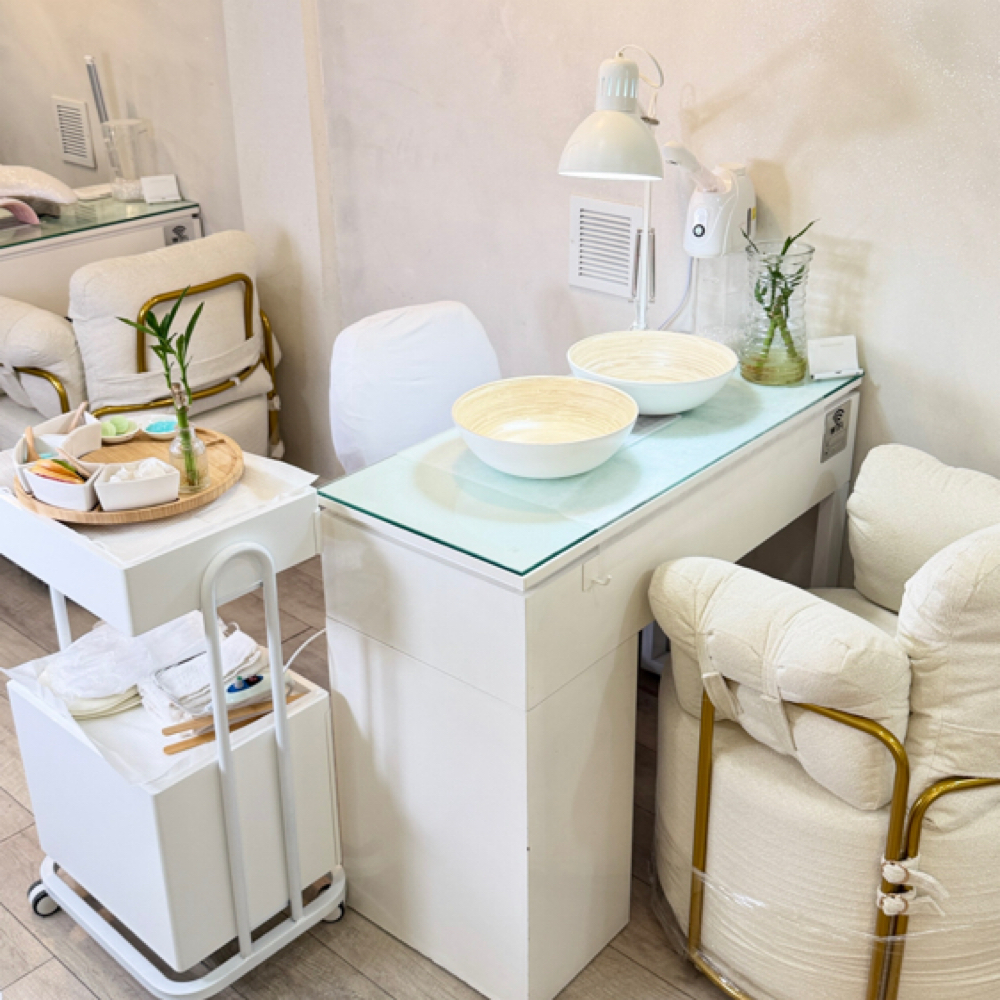 Dream Spa Manicure at Dream Nails By Katterine in Corona, NY