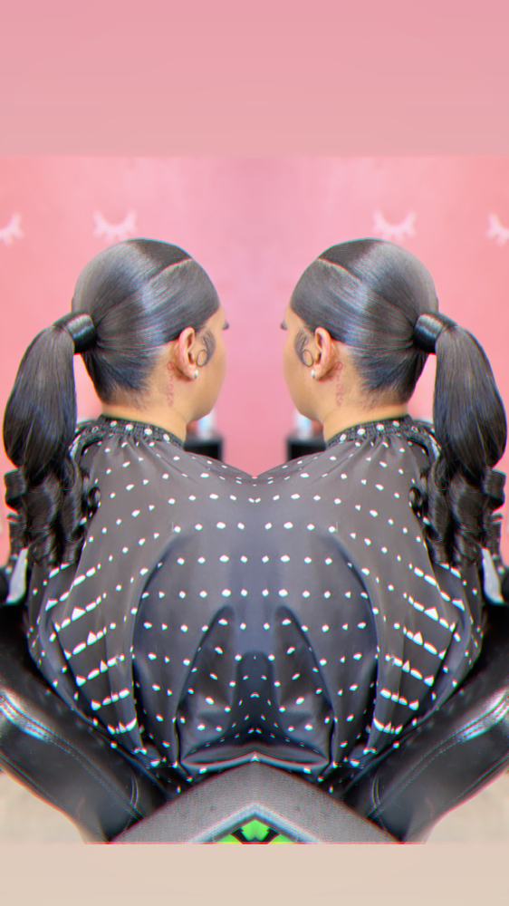 Back Low Ponytail (No Swoop)