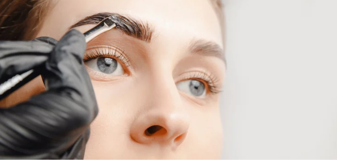 Brow tint