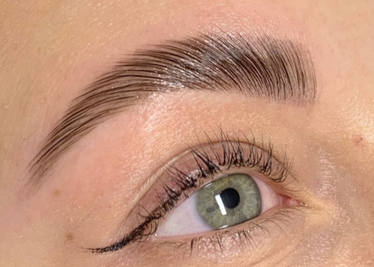 Brow Lamination + Hybrid Tint