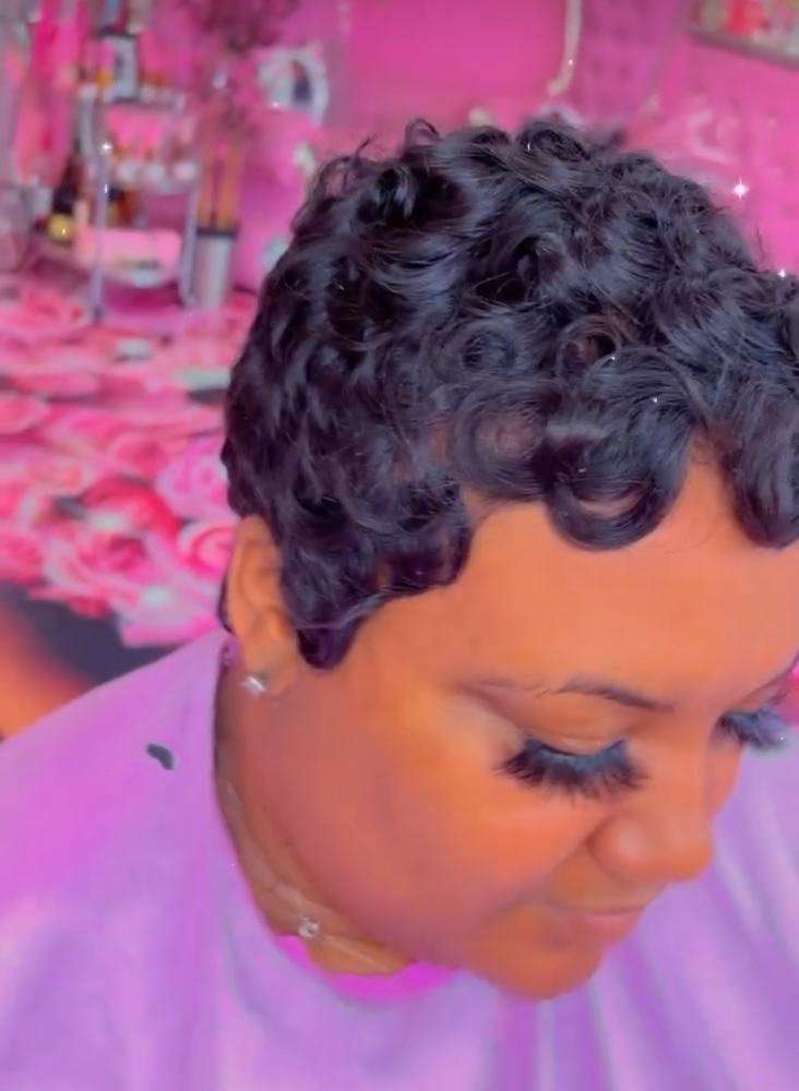 Wash An Curl (short Cut)