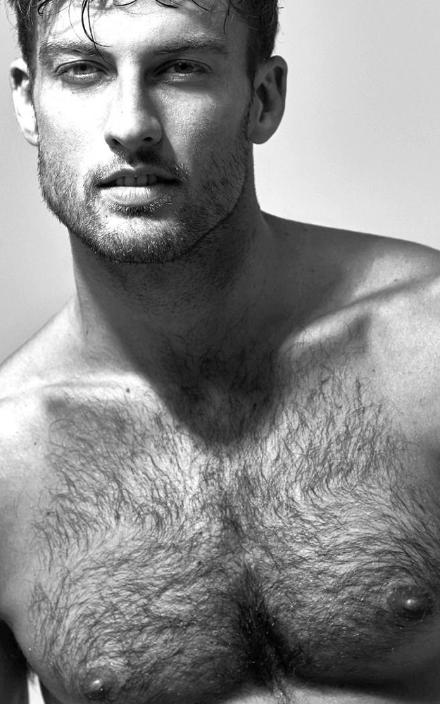 Men’s Chest & Stomach Waxing