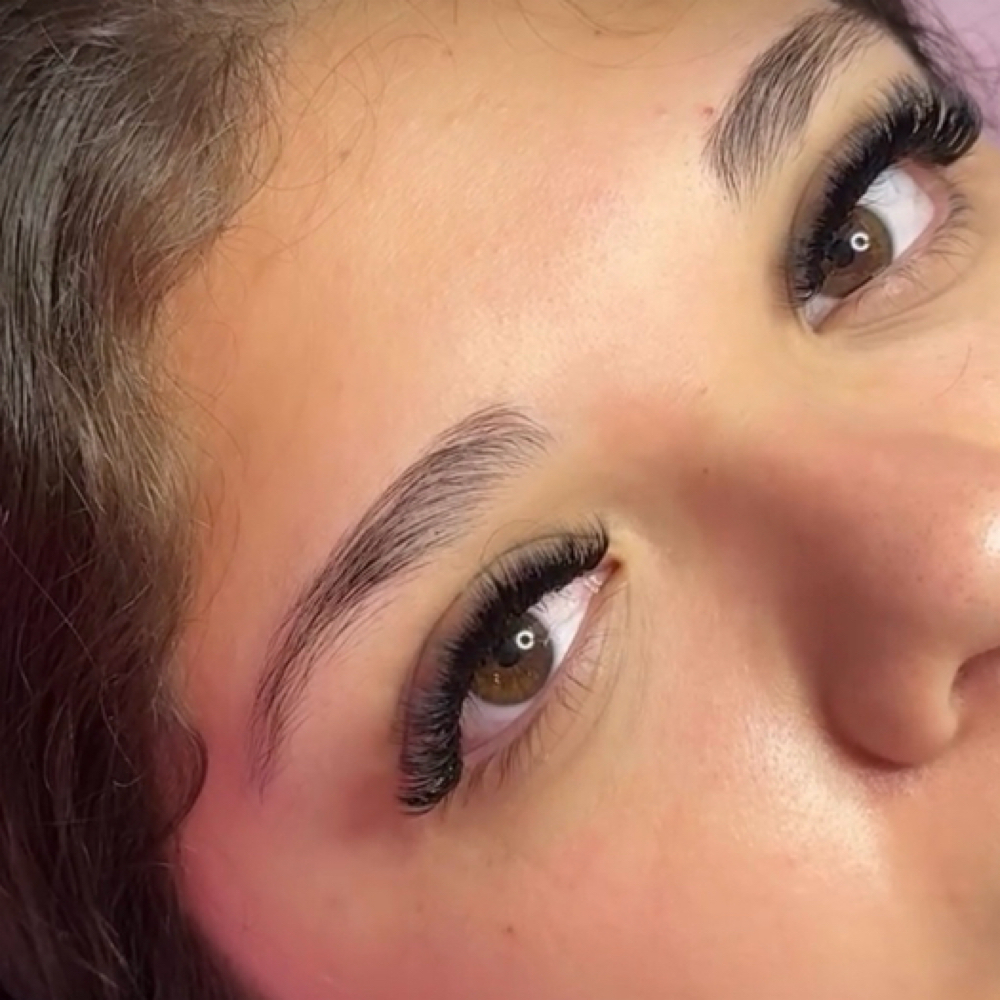 Hybird at Lashedbydess._ in Rialto, CA