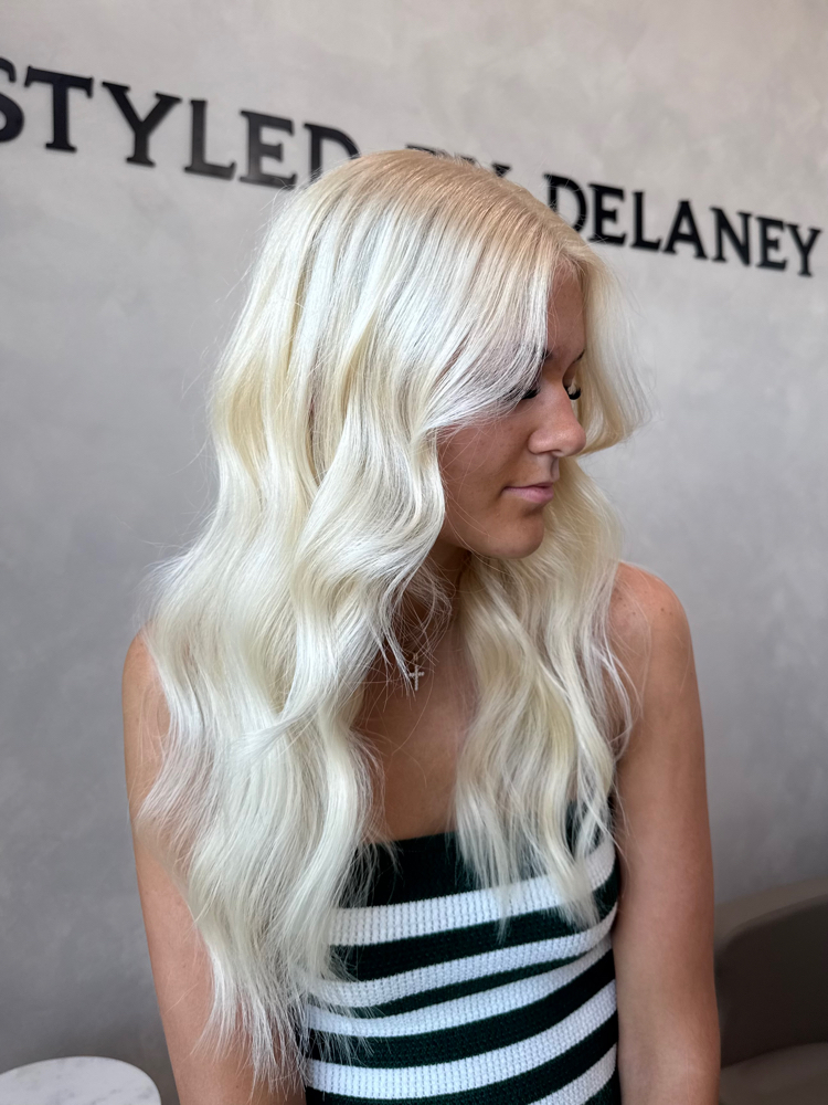 Delaney - Platinum Card + Cut