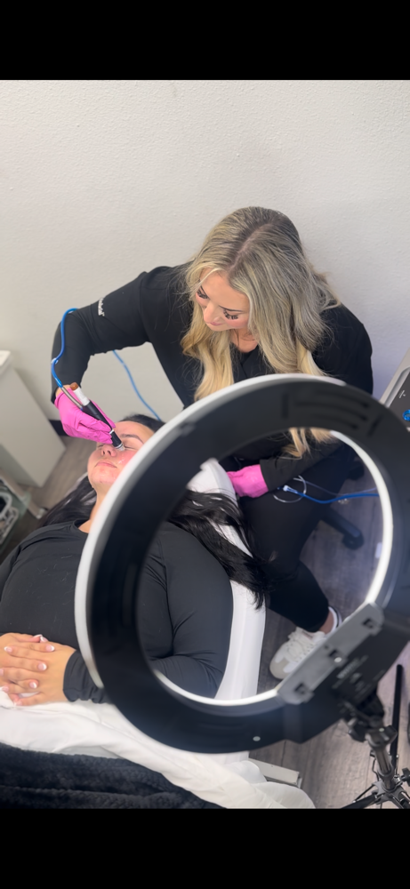 MODEL CALL: Hydrafacial Content Day