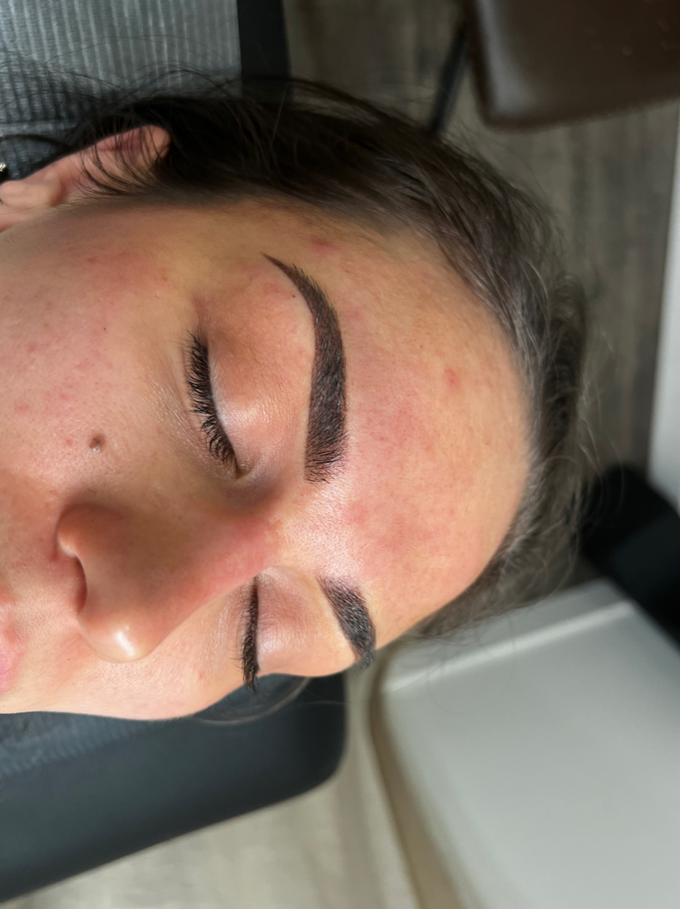 Powder Brow Retouch