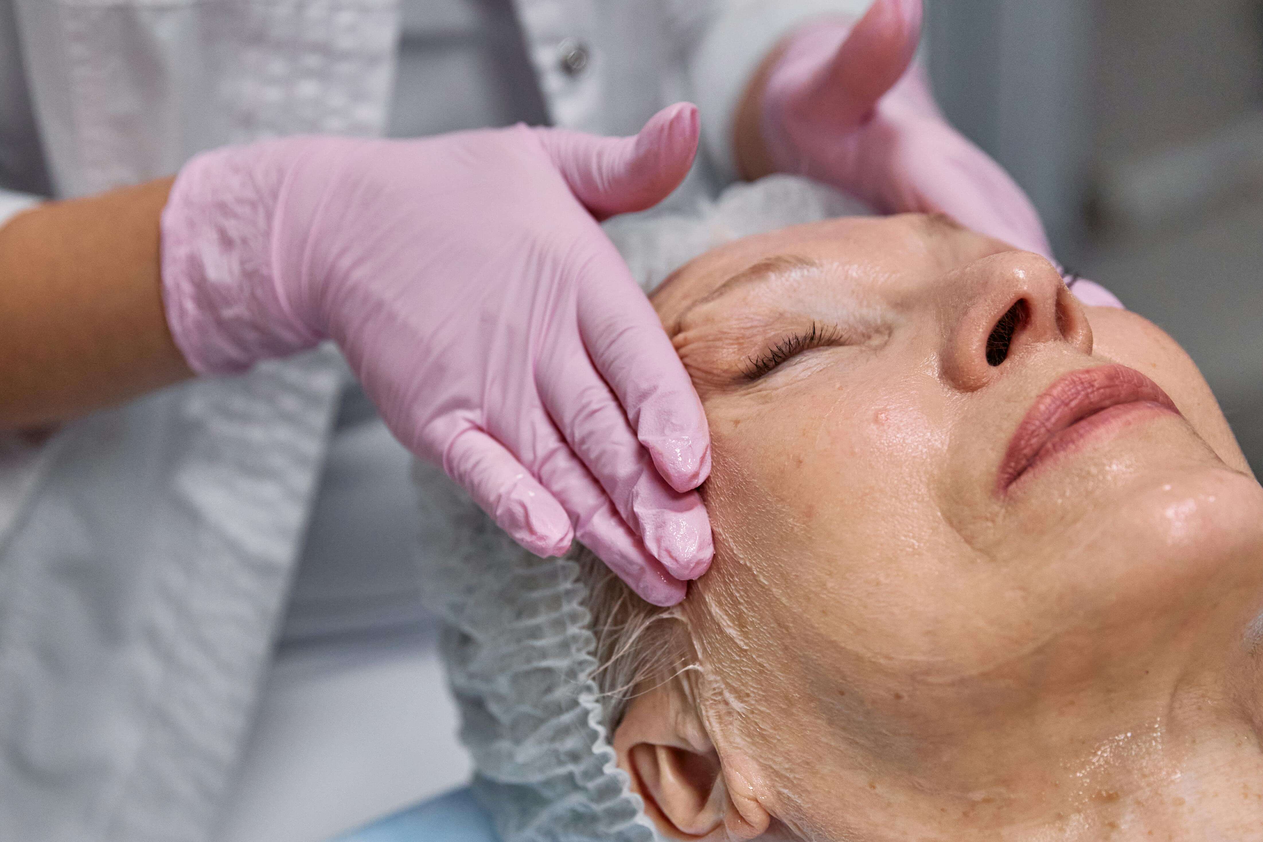 AGING SKIN FACIAL