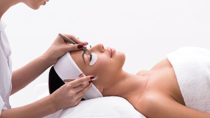 XOXO Luxury Lash Spa Experience