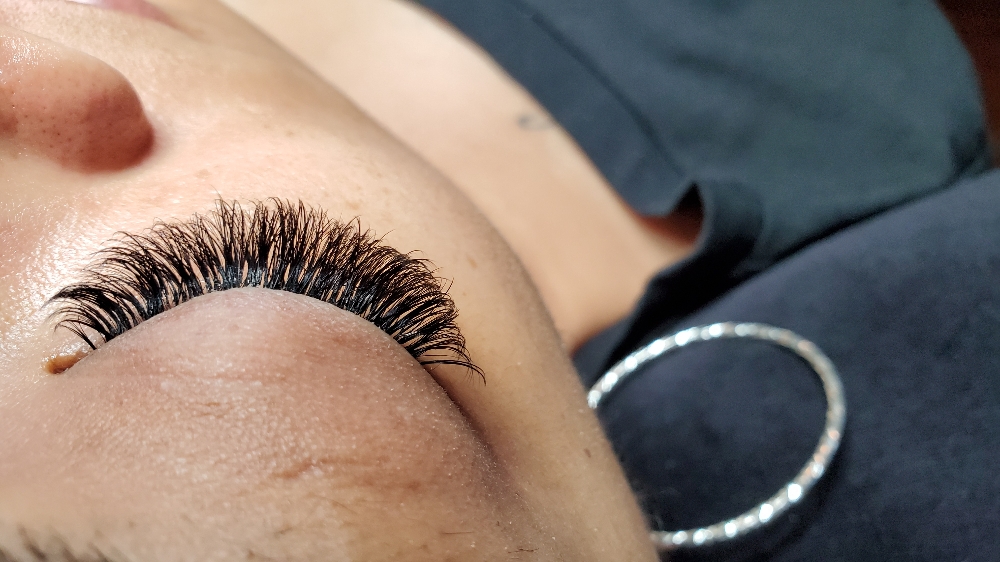 Classic Lash Extensions at Makeovers by Mel LLC in Powell, TN