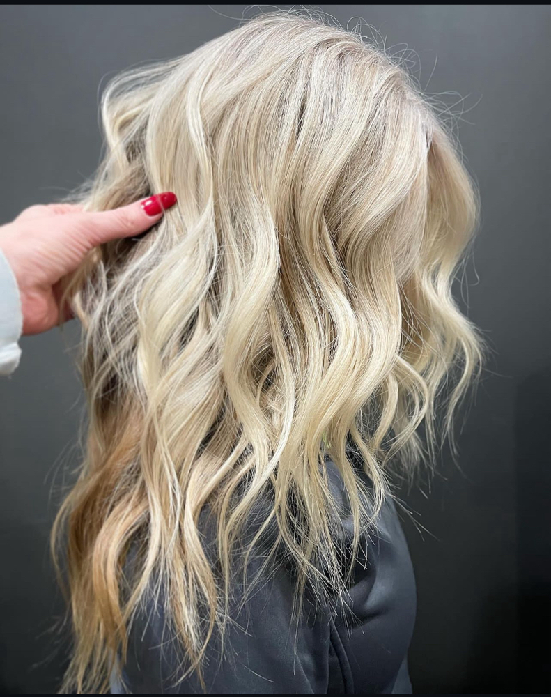 Blond Baddie Card