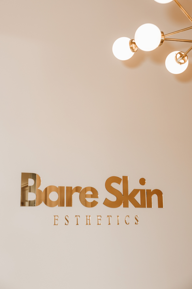 Resurface & Polish + Dermaplane