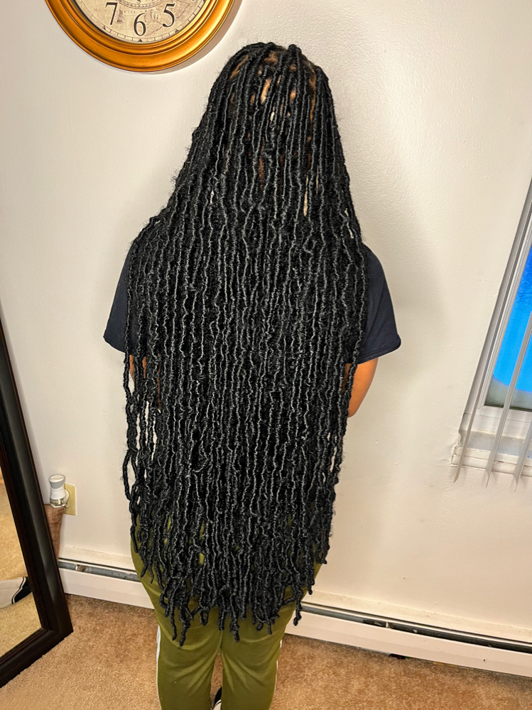 Small XLong Locs at JayBraids in Richmond Hts, OH