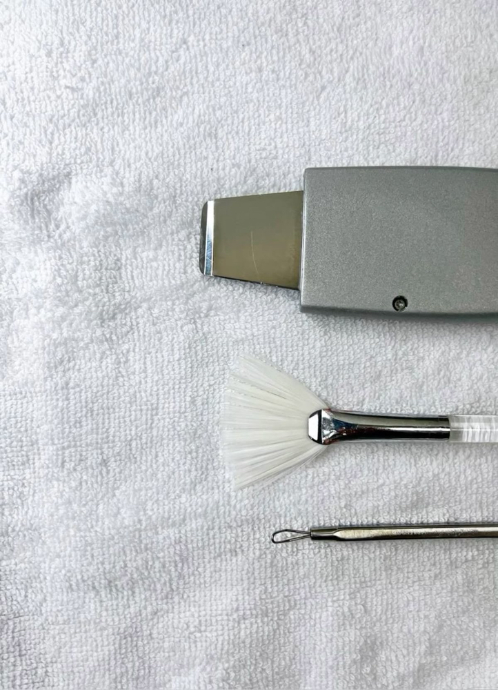 CLEAR & CLEANSE FACIAL