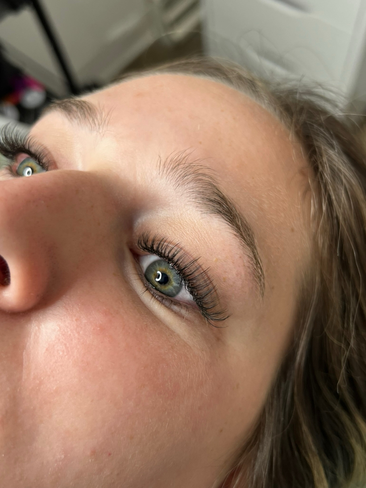 One Week Lash Touch-up