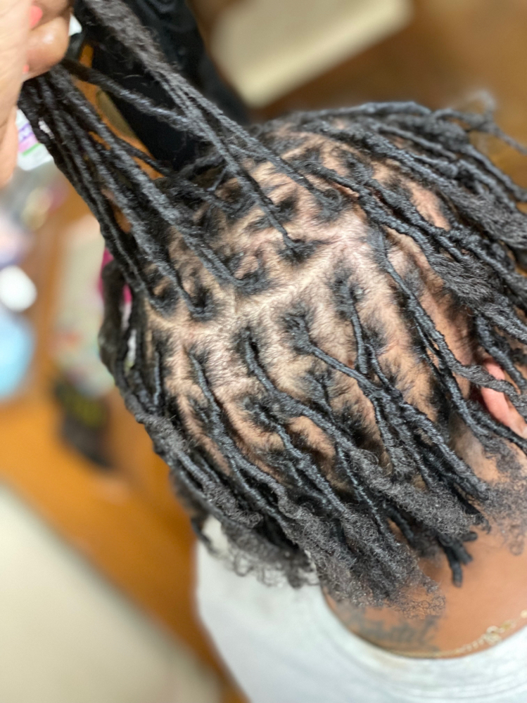 Starter Locs at Insightful Crown in Sumter, SC