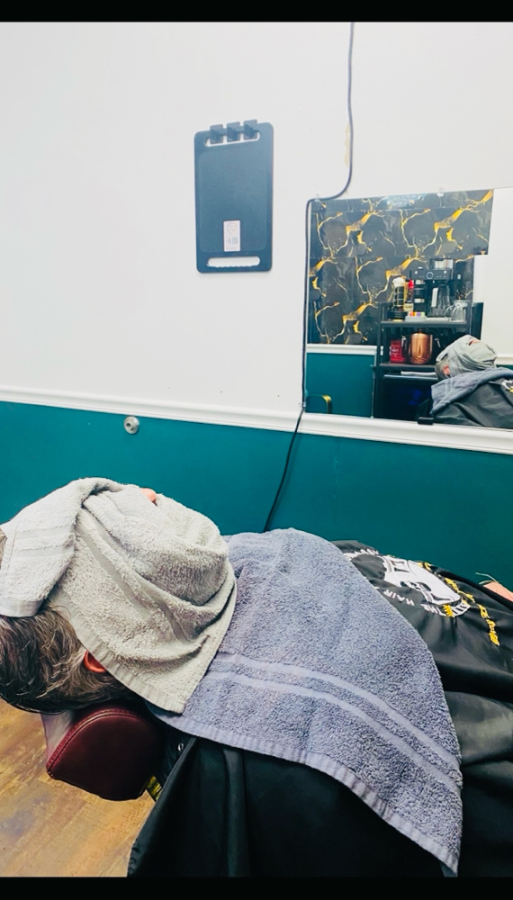 The Royal  Grooming Experience