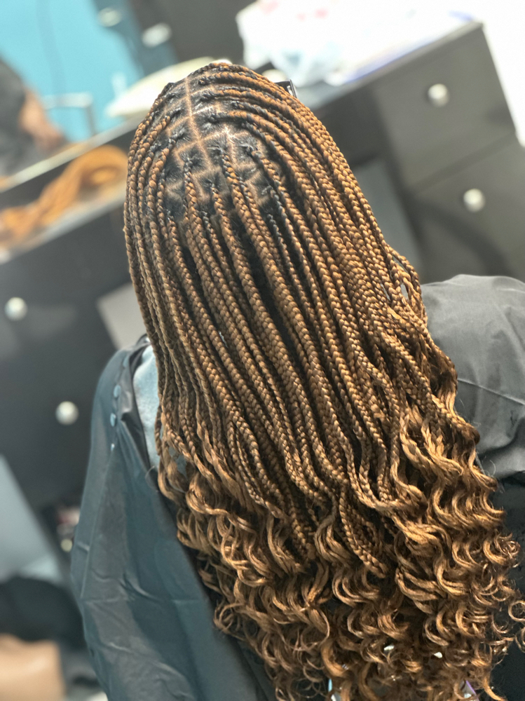 Small Knotless Braids