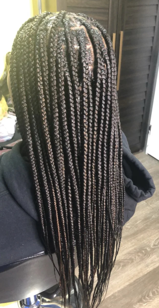 Medium Individuals at Hair N Nails By La in Loganville Ga, GA