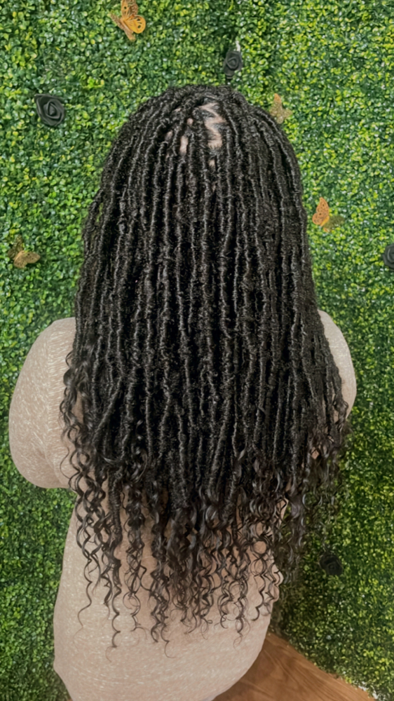 Butterfly/Textured locs