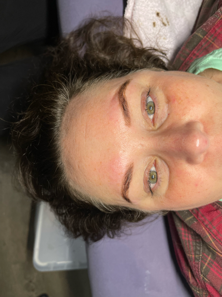 Brow Shaping And Tint