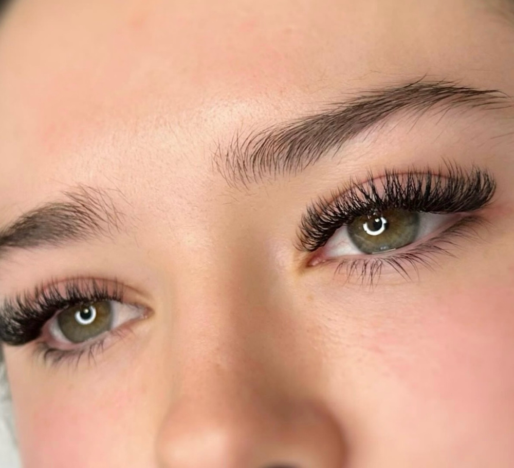 Volume Lashes