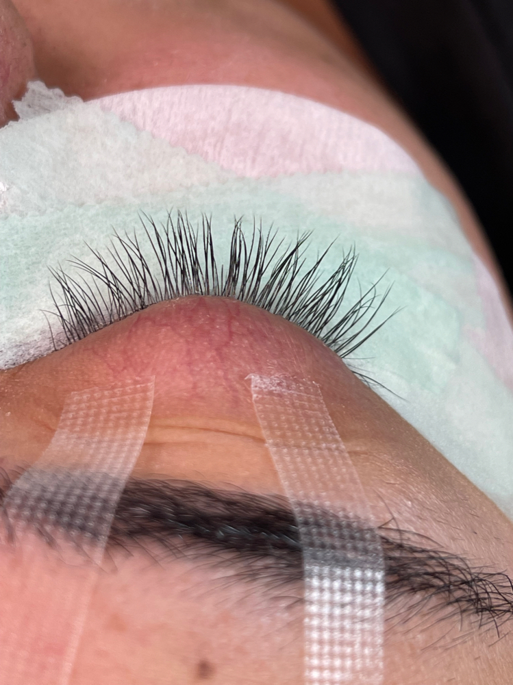 Lash Removal